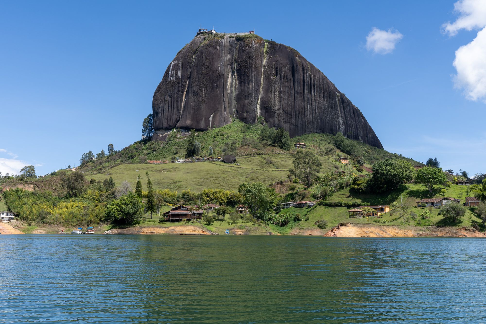 Guatapé, Colombia - exploring the lake and town